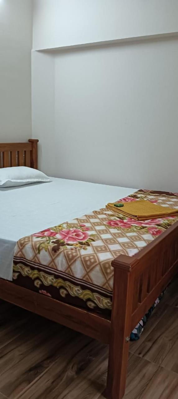Kpr Residency Near Isha - Adiyogi Hotel Alāndurai Kültér fotó